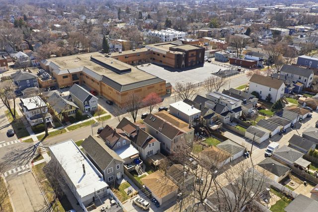 907 Ferdinand Avenue, Forest Park, IL 60130