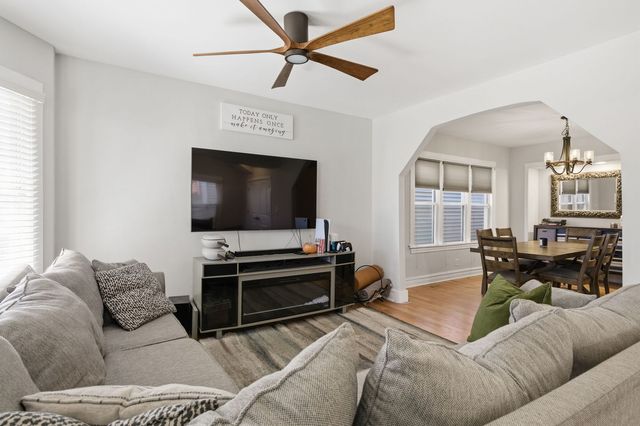 907 Ferdinand Avenue, Forest Park, IL 60130