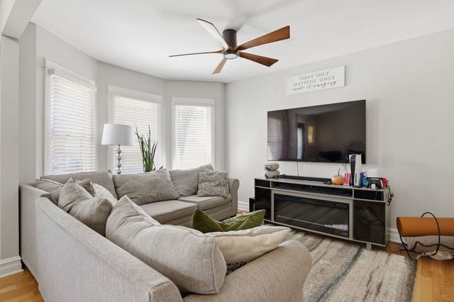 907 Ferdinand Avenue, Forest Park, IL 60130