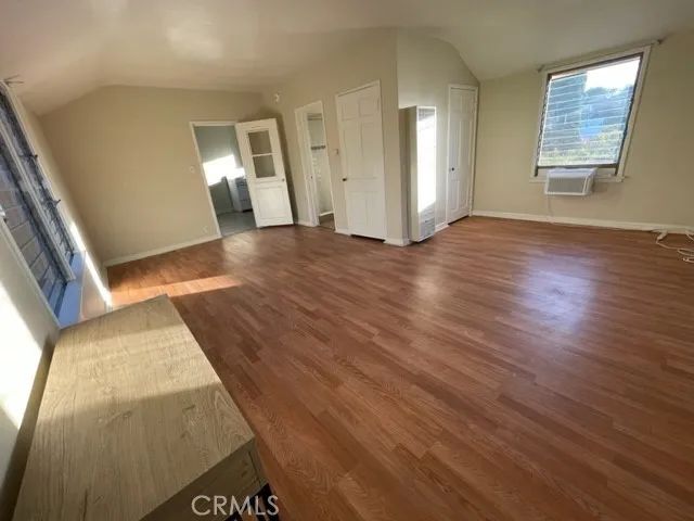 2572 Silver Ridge, Los Angeles, CA 90039