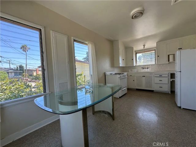 2572 Silver Ridge, Los Angeles, CA 90039