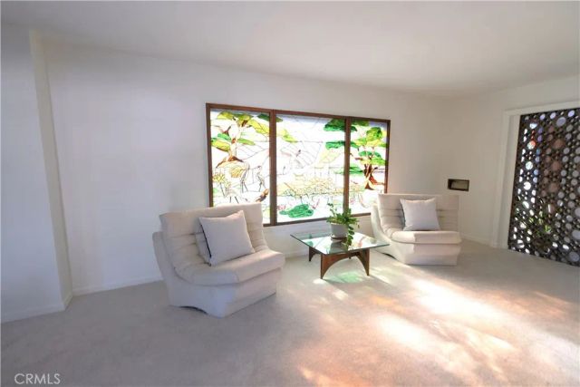 2572 Silver Ridge, Los Angeles, CA 90039