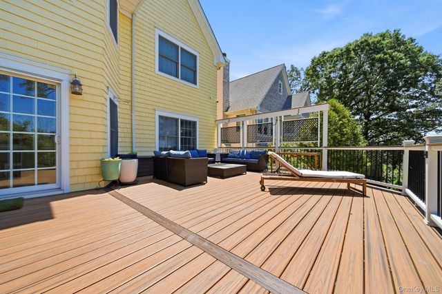 114 Eatons neck Road, Northport, NY 11768