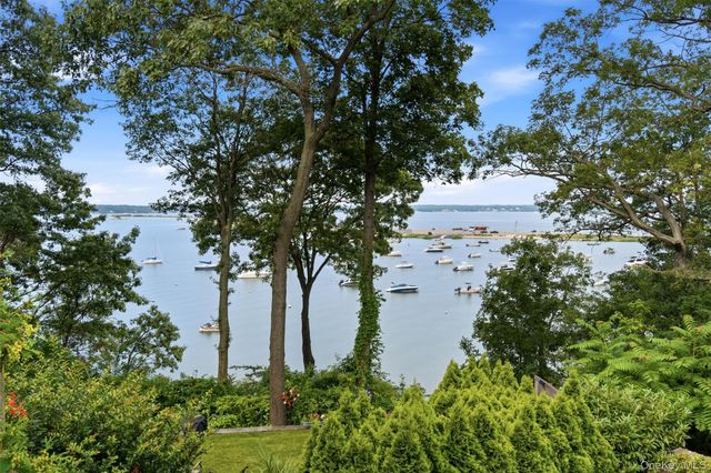 114 Eatons neck Road, Northport, NY 11768