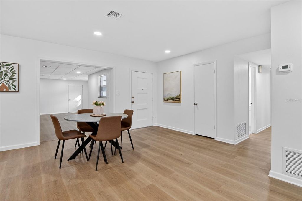 Image 15 of property listing at 613 MARSHALL STREET, Altamonte Springs, FL 32701