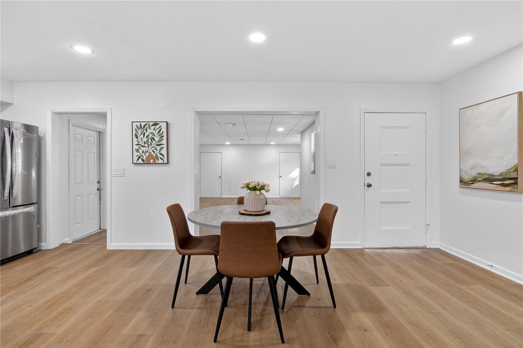 Image 16 of property listing at 613 MARSHALL STREET, Altamonte Springs, FL 32701