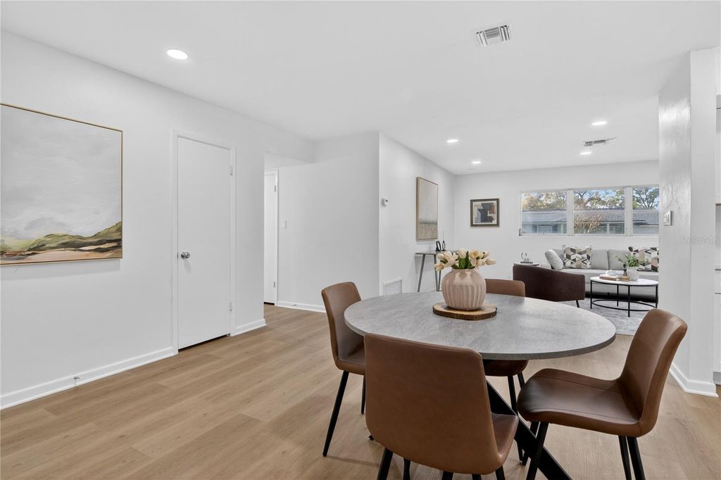 Image 18 of property listing at 613 MARSHALL STREET, Altamonte Springs, FL 32701