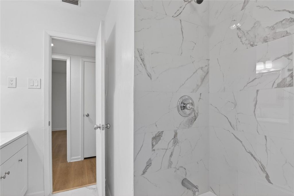 Image 26 of property listing at 613 MARSHALL STREET, Altamonte Springs, FL 32701