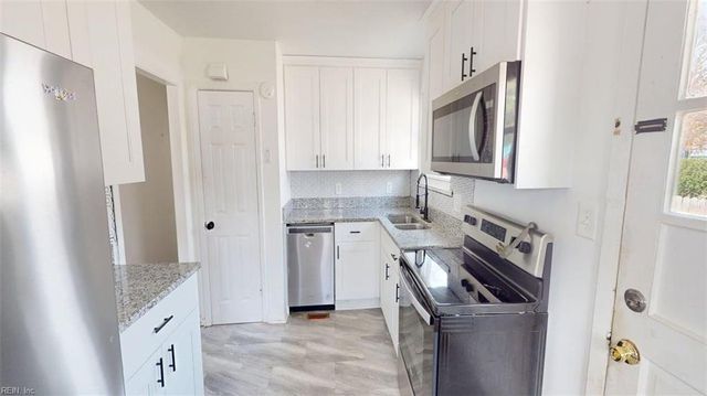 733 Fairland AVE, Hampton, VA 23661