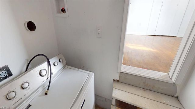 733 Fairland AVE, Hampton, VA 23661