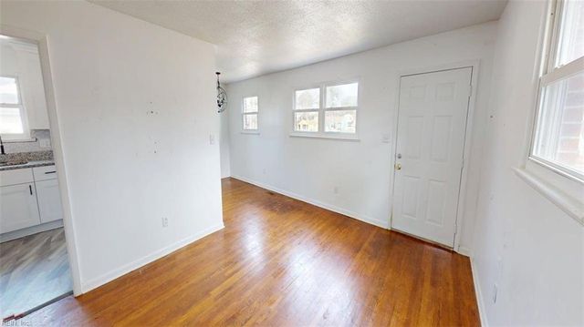 733 Fairland AVE, Hampton, VA 23661