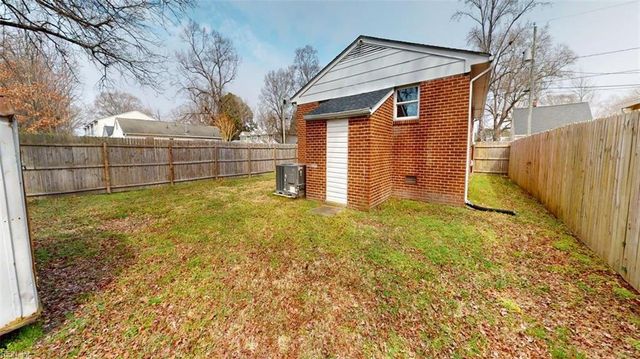 733 Fairland AVE, Hampton, VA 23661
