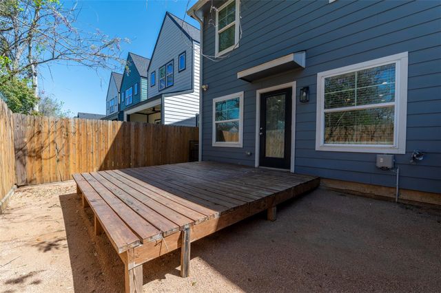 7134 Eastwood Street A, Houston, TX 77021