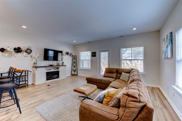 7134 Eastwood Street A, Houston, TX 77021