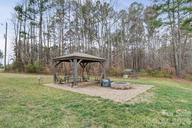 1296 Ben Black Road, Midland, NC 28107