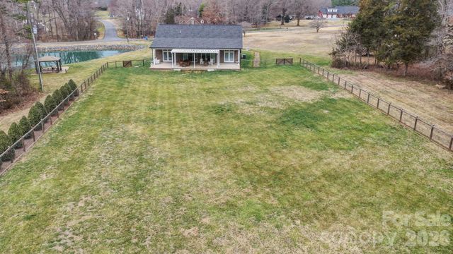 1296 Ben Black Road, Midland, NC 28107