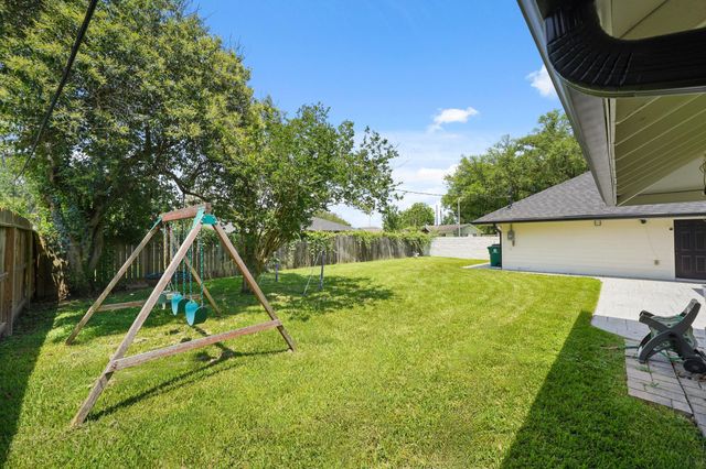 4302 Wigton Drive, Houston, TX 77096