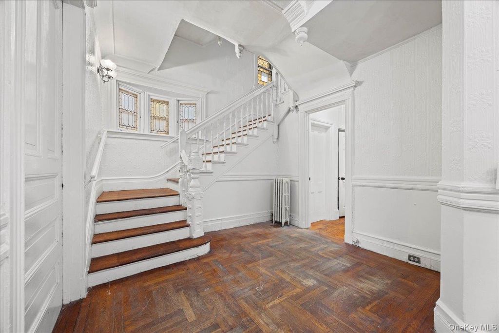 512 Warburton Avenue, Yonkers, NY 10701 — photo 4