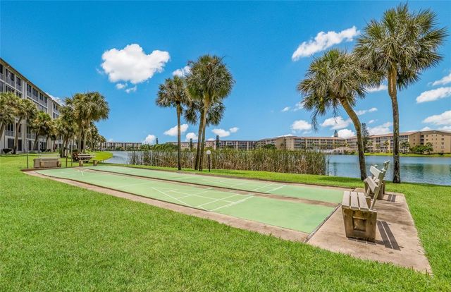 3839 LAKE BAYSHORE DRIVE H516, Bradenton, FL 34205