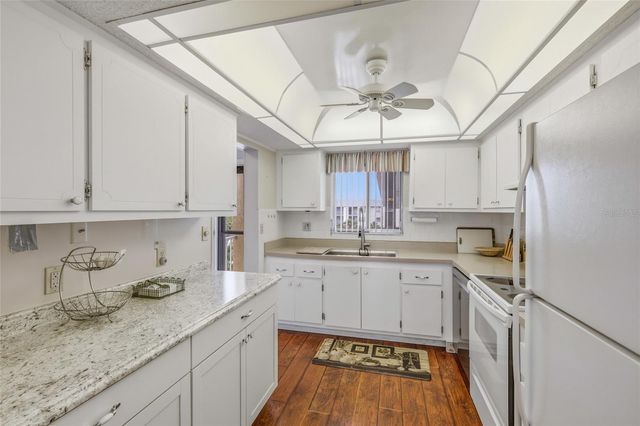 3839 LAKE BAYSHORE DRIVE H516, Bradenton, FL 34205