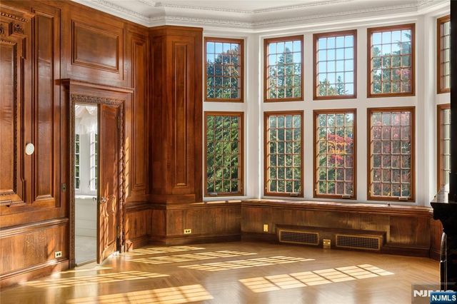 675 Ramapo Valley Road, Mahwah, NJ 07430