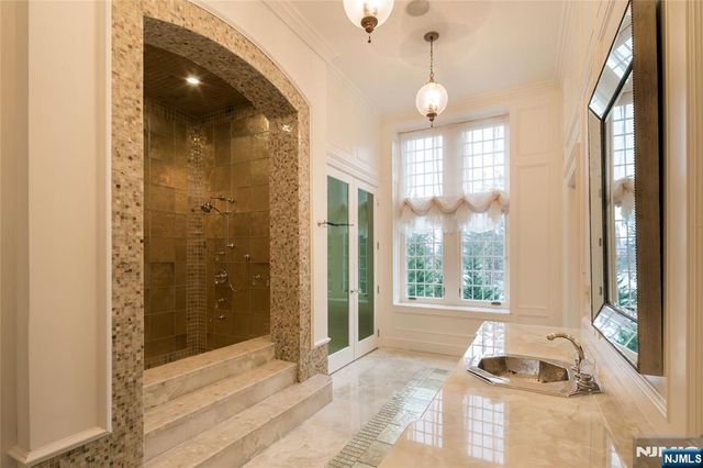 675 Ramapo Valley Road, Mahwah, NJ 07430