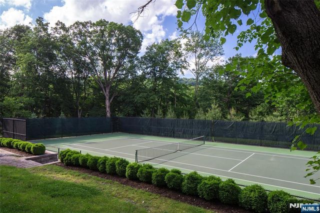 675 Ramapo Valley Road, Mahwah, NJ 07430