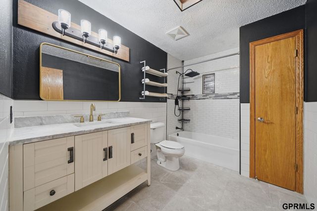 19035 Benton Boulevard, Lincoln, NE 68022