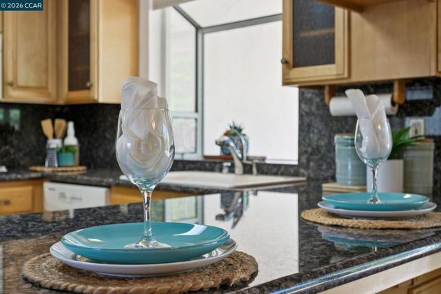 3114 Santa Paula Dr, Concord, CA 94518