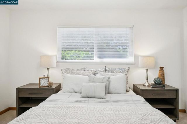 3114 Santa Paula Dr, Concord, CA 94518
