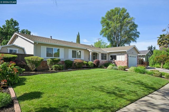3114 Santa Paula Dr, Concord, CA 94518