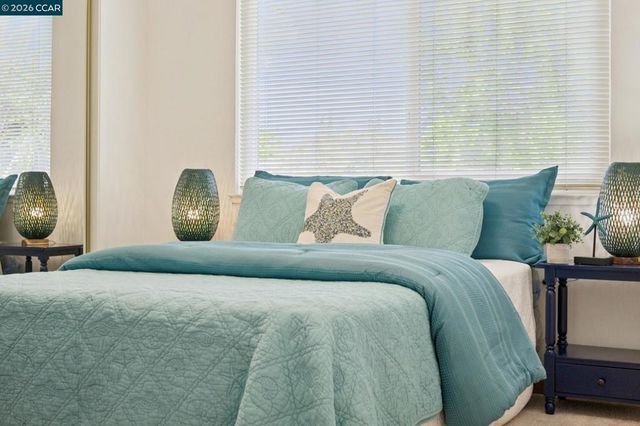 3114 Santa Paula Dr, Concord, CA 94518