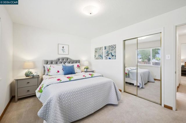 3114 Santa Paula Dr, Concord, CA 94518