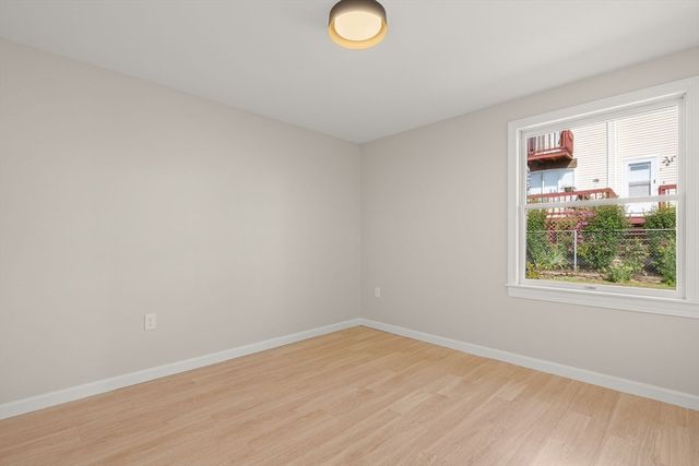32 Danis St, Fall River, MA 02720