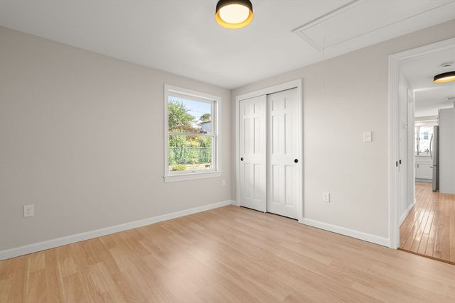 32 Danis St, Fall River, MA 02720