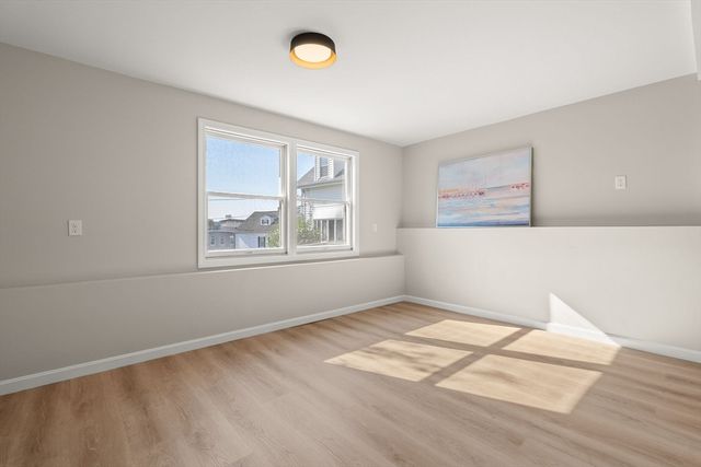 32 Danis St, Fall River, MA 02720