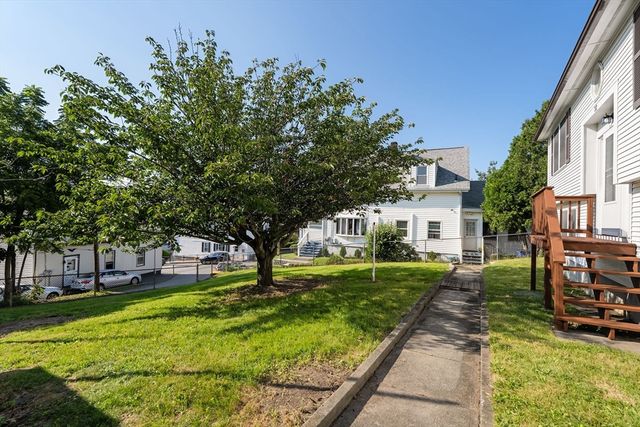 32 Danis St, Fall River, MA 02720