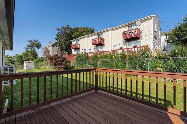 32 Danis St, Fall River, MA 02720