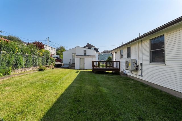 32 Danis St, Fall River, MA 02720