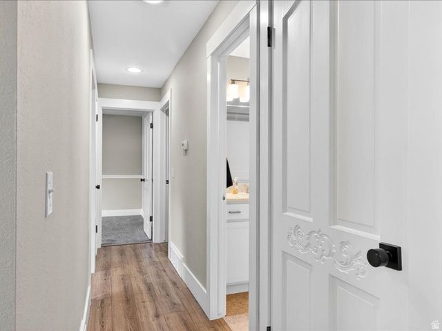5311 S SKEESWOOD DR, Taylorsville, UT 84129