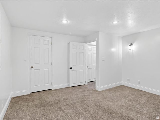 5311 S SKEESWOOD DR, Taylorsville, UT 84129
