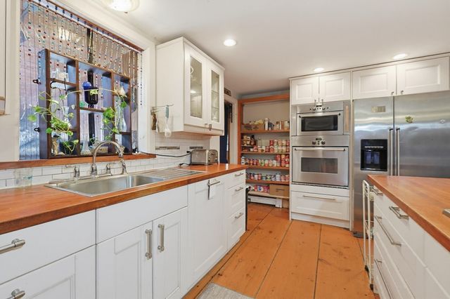 728 South Main Street, Raynham, MA 02767