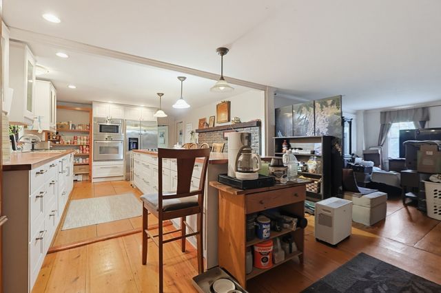 728 South Main Street, Raynham, MA 02767