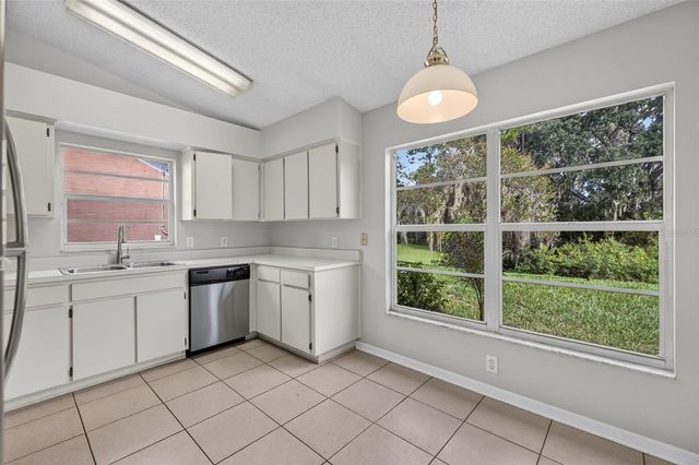 1016 HARDWOOD DRIVE, Valrico, FL 33596