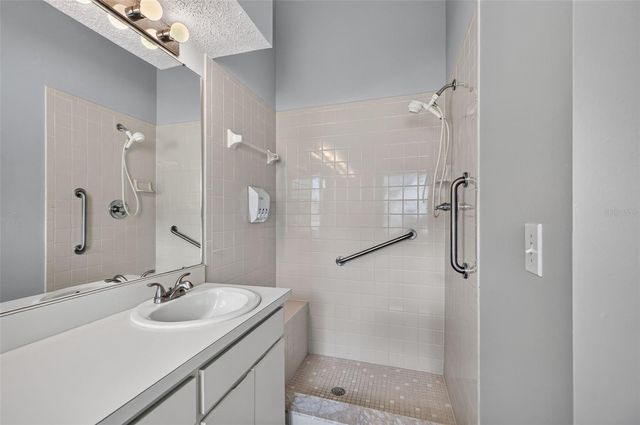 1016 HARDWOOD DRIVE, Valrico, FL 33596
