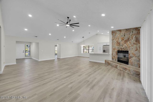 8423 CHASON Road E, Jacksonville, FL 32244