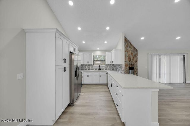 8423 CHASON Road E, Jacksonville, FL 32244