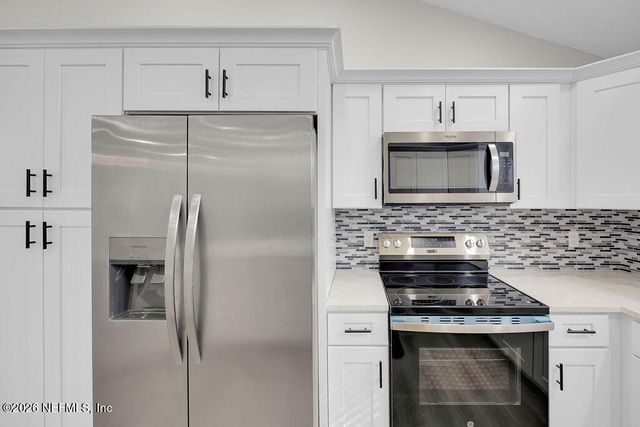 8423 CHASON Road E, Jacksonville, FL 32244