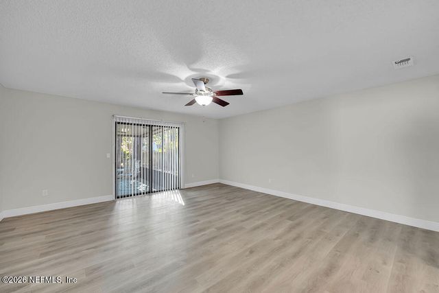 8423 CHASON Road E, Jacksonville, FL 32244