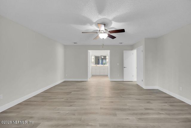 8423 CHASON Road E, Jacksonville, FL 32244